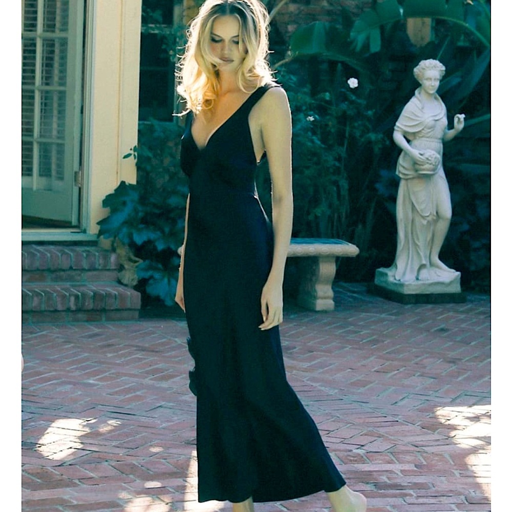 SHOP RUMOURED Sunset Strip Maxi | Black × 1
XS